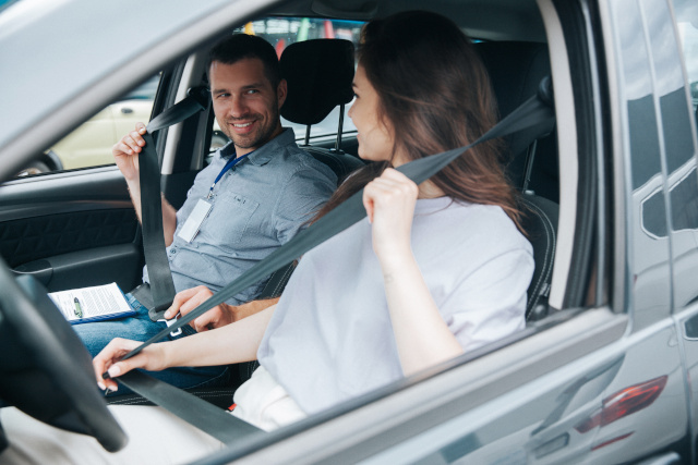 Was kostet eine Fahrstunde in Sachsen?